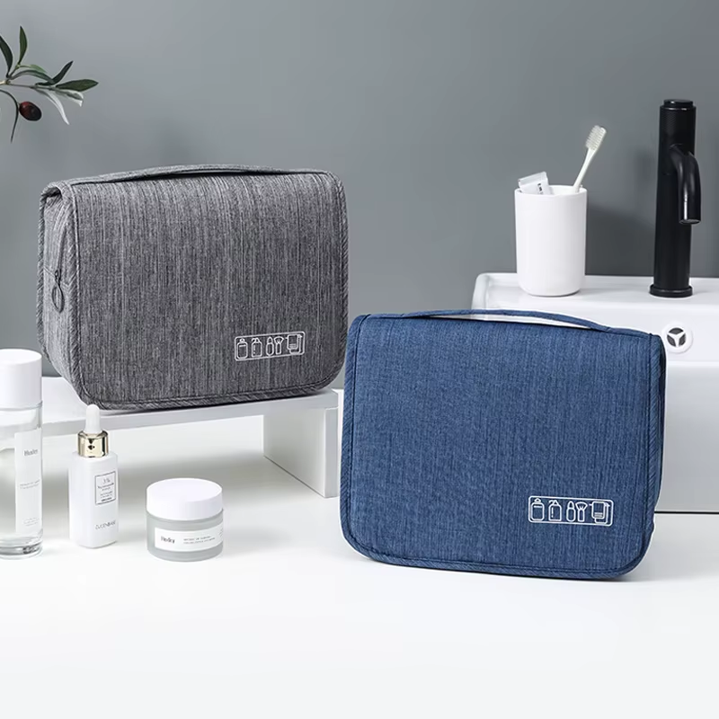 ONEIDA · Toiletry Travel Kit