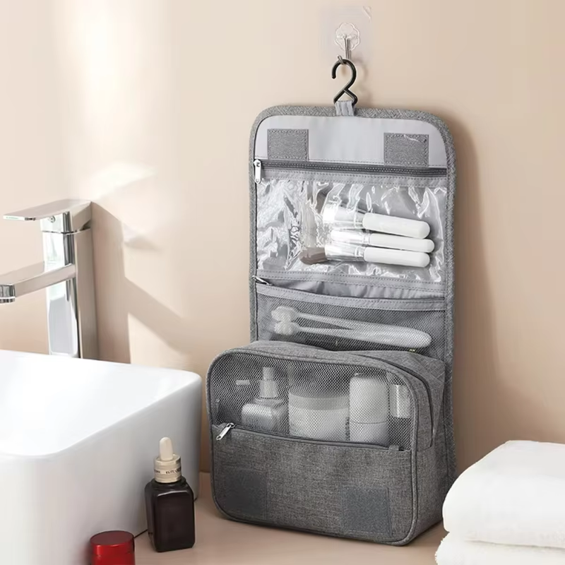 ONEIDA · Toiletry Travel Kit