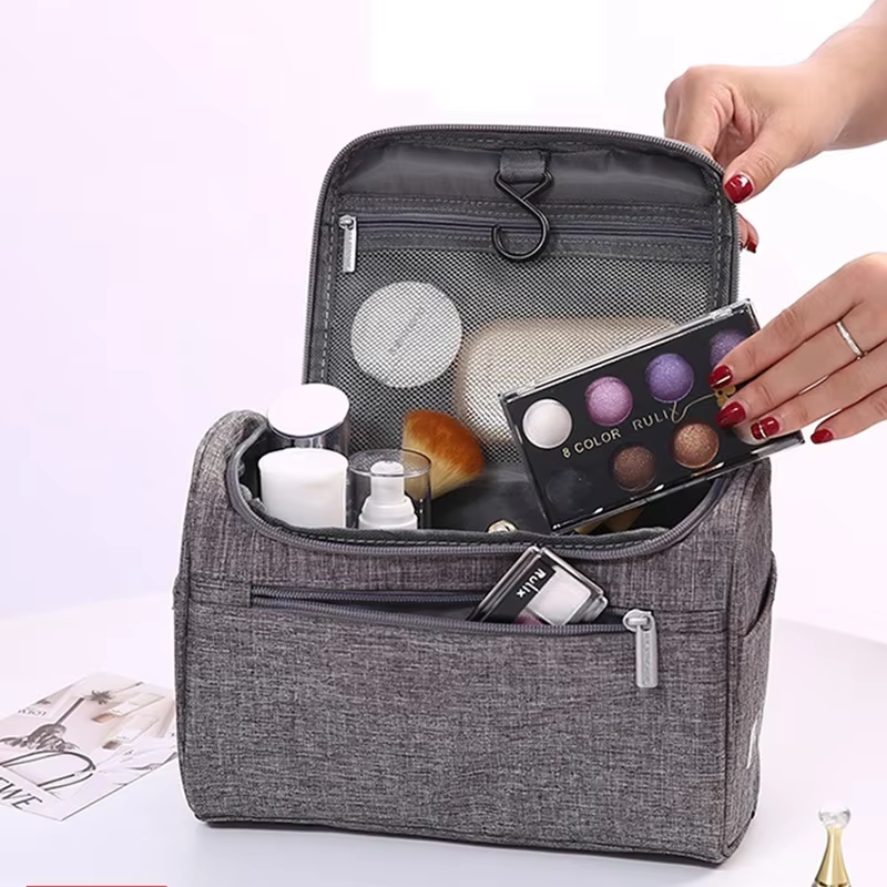 ERIE · Cosmetics Travel Kit